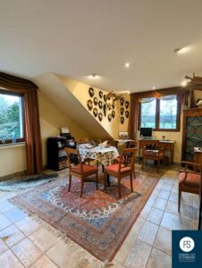 Büro / Schlafzimmer OG mit Zugang zum Balkon