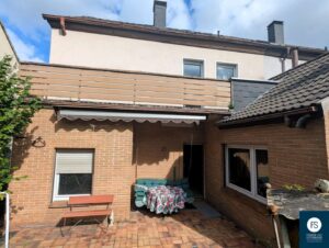 Terrasse und Rückansicht