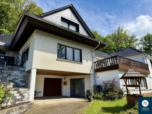 Hauseingang _ Garage