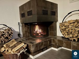 Kamin im Wohnzimmer OG