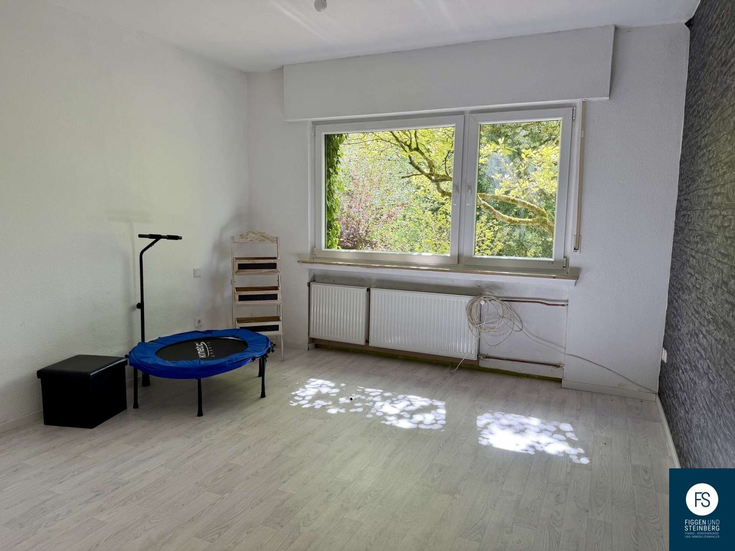 Zimmer Souterrain