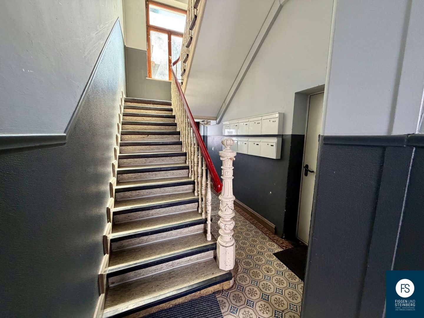 Treppenhaus Vorderhaus